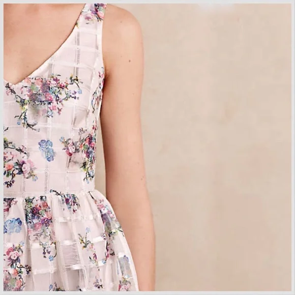 NWT!! Anthropologie MAEVE white Garden Peony fairy cottage core dress, 8. - Picture 3 of 8